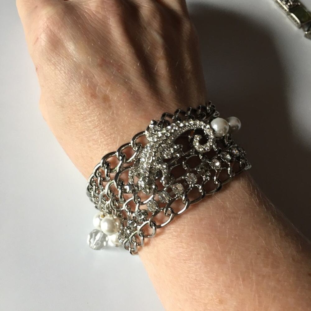 Rhinestone Lizard curb chain statement bracelet - Picture 2 of 9